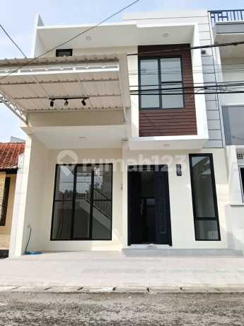 Dijual Rumah 2 Lantai Di Taman Ubud Permai Bagus SHM di Cluster Taman Ubud Permai Lippo Karawaci, Jl. Taman Ubud Permai, Binong, Curug, Tangerang, Banten, Indonesia, 15810, Lippo Karawaci Dijual Rumah 2 Lantai Di Taman Ubud Permai Bagus SHM di Cluster Taman Ubud Permai Lippo Karawaci, Jl. Taman Ubud Permai, Binong, Curug, Tangerang, Banten, Indonesia, 15810, Lippo Karawaci