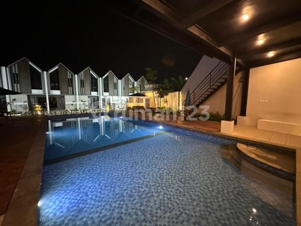 Jarang Ada Rumah Stategis Fasilitas Kolam Renang Tanpa Uang Muka Jarang Ada Rumah Stategis Fasilitas Kolam Renang Tanpa Uang Muka