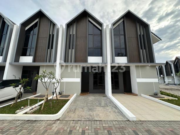 Cicilan Mulai 4 Jutaan Hunian Modern Fasilitas Kolam Renang Cicilan Mulai 4 Jutaan Hunian Modern Fasilitas Kolam Renang