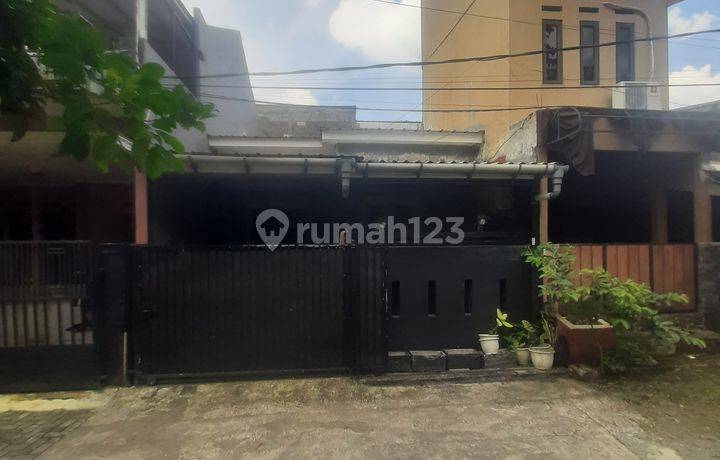 Rumah Bagus Siap Huni di Nuansa Asri Laladon Bogor 