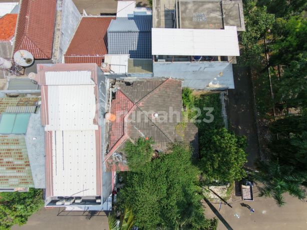 Dijual Murah Rumah Tua Hitung Tanah di Komplek Sps Puri Indah