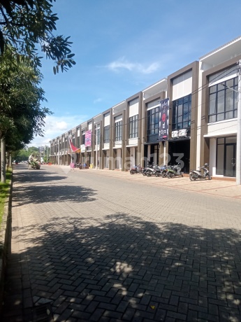 For Sale 2-Story Shop House Size 4.5x10 And Business Ready In Aryana Karawaci Tangerang