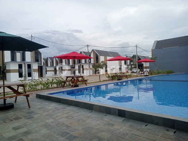 Dijual Rumah 1 Lantai Dengan Fasilitas Kolam Renang Di Cluster Safira Aryana Karawaci Tangerang Dijual Rumah 1 Lantai Dengan Fasilitas Kolam Renang Di Cluster Safira Aryana Karawaci Tangerang
