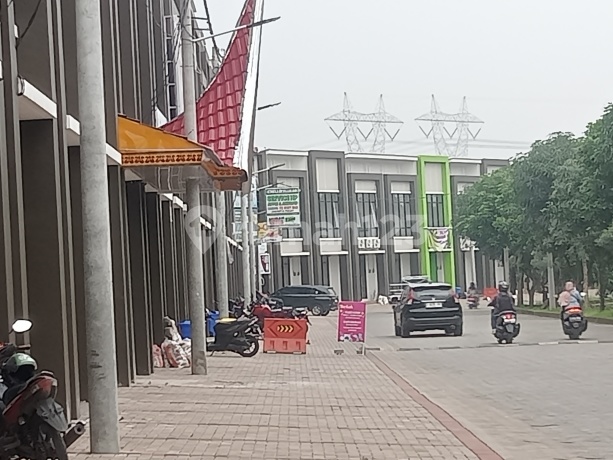 Ready-to-Use Shop House and Profitable Business in Aryana Karawaci Tangerang