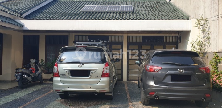 Dijual Cepat Rumah Furnished Siap Huni Dekat Akses Tol di Serua Indah Tangerang Selatan