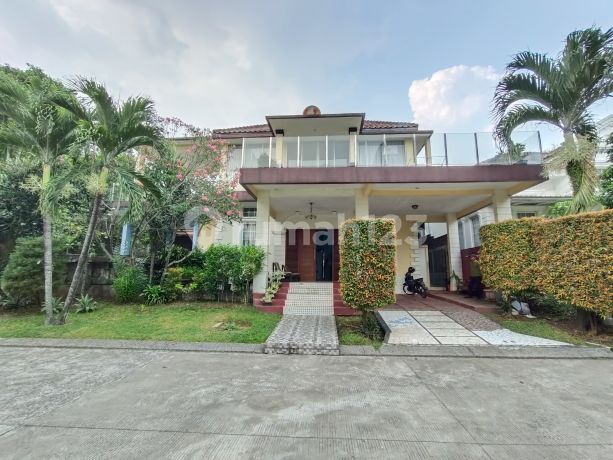 Bebas Banjir, Rumah, 2 Lantai, SHM, Dekat Fasilitas Kesehatan, Ada di Lingkungan Islami,