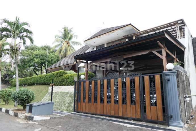 For Sale Luxury House, Hook, Fully Furnished In Villa Duta, Bogor City