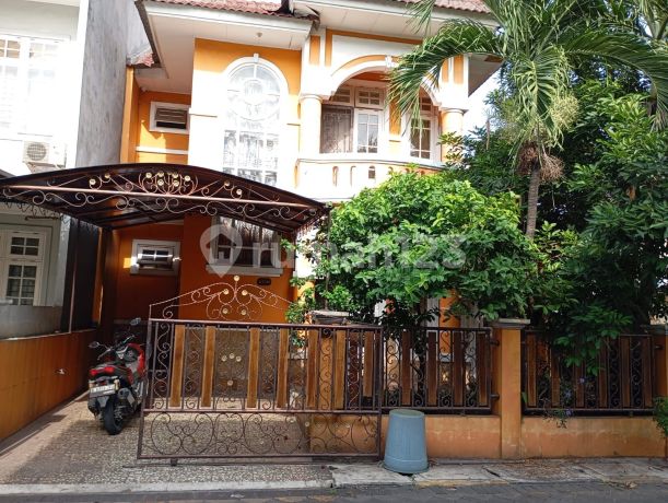 Rumah 2 Lantai Shm Bagus Timur, Villa Ilhami, Tangerang Kota Rumah 2 Lantai Shm Bagus Timur, Villa Ilhami, Tangerang Kota