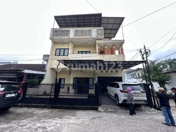 Dijual cepat rumah posisi Hook komplek Kedamaian 2 dekat sekolah kusuma bangsa Dijual cepat rumah posisi Hook komplek Kedamaian 2 dekat sekolah kusuma bangsa