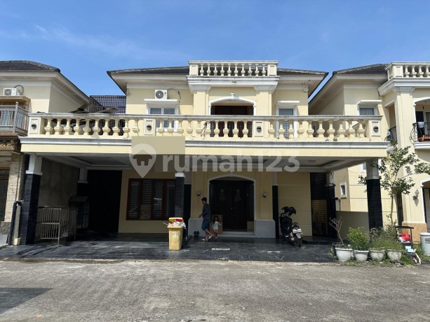 DIJUAL RUMAH MEWAH BESAR DALAM  KOMPLEK ALEXANDRIA OPI JAKABARING