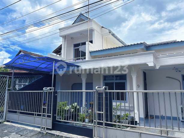 Rumah 2 Lantai Lokasi Strategis Dekat Kebon Raya Bogor di Babakan Sari Bantarjati Bogor Jawa Barat
