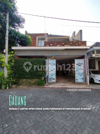 Rumah Modern 2 Lantai di Perumahan Nyaman di Green Living Gadang