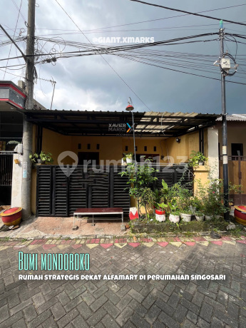 Rumah Dekat Alfamart di Perumahan Bumi Mondoroko Raya Singosari