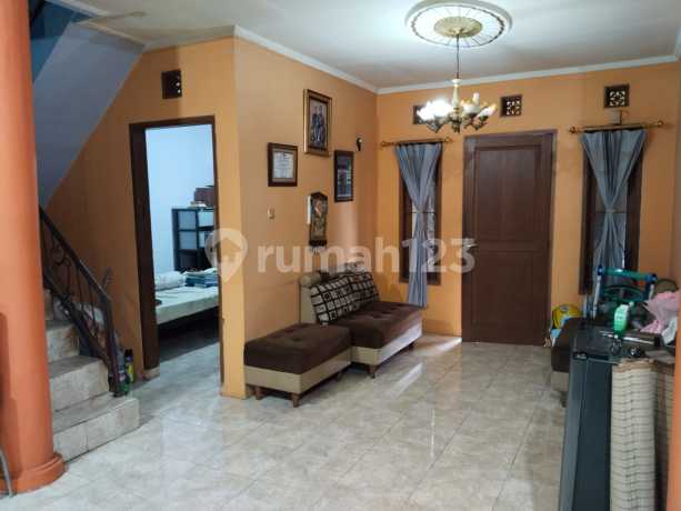 For Sale: Nice move-in ready fully furnished house in TAMAN RAHAYU.