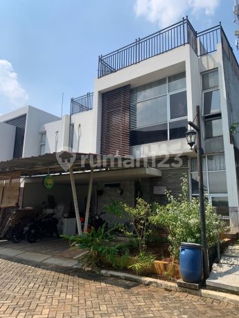 Dijual Rumah di Lumina Hills 2,5 Lantai, LB 140M+, Dekat LRT, Tsm Cibubur, 1,2M All In! Dijual Rumah di Lumina Hills 2,5 Lantai, LB 140M+, Dekat LRT, Tsm Cibubur, 1,2M All In!