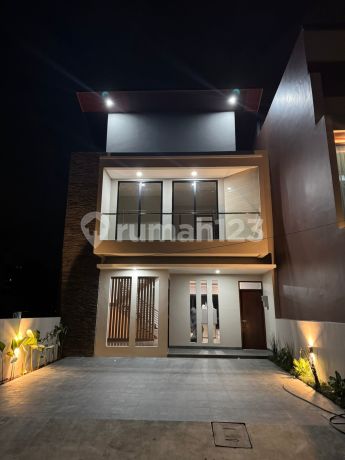 New Cool and Refreshing House in North Dago Bandung