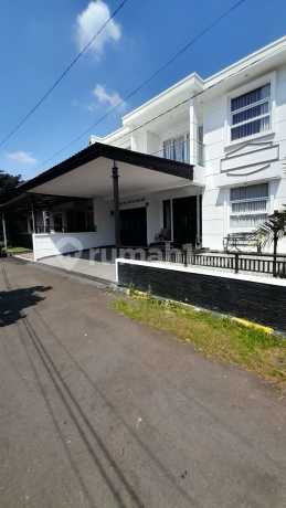 Rumah Furnish Ada Private Pool di Kopo Elok Kopo Melati Rumah Furnish Ada Private Pool di Kopo Elok Kopo Melati