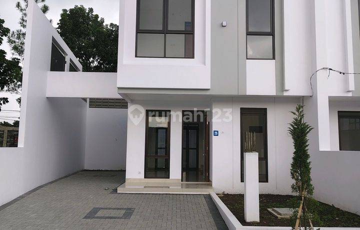 Rumah Baru 2 Lantai Di Batununggal Indah Estate