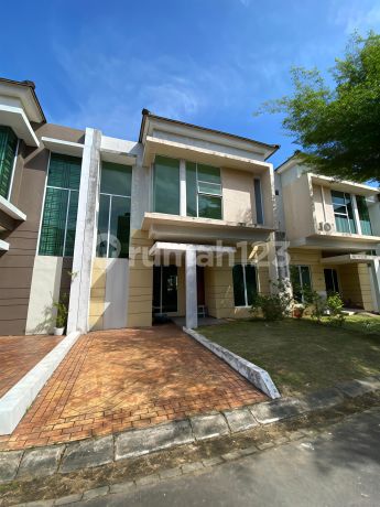 Rumah Siap Huni di The Summer Residence Dekat Mega Mall