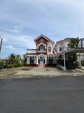 Rumah Cantik di Mitra Raya Everfresh Dekat Pollux Habibie