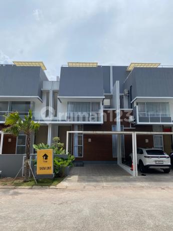 Rumah Cantik di Taman Golf Residence 3 Dekat Central Sukajadi Rumah Cantik di Taman Golf Residence 3 Dekat Central Sukajadi