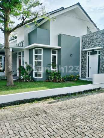 3-Bedroom House Hook, Umara Residence Complex, Margacinta, Buah Batu