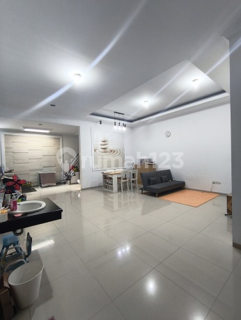 Rumah Siap Huni Terawat di Taman Holis Indah 1 Kota Bandung Rumah Siap Huni Terawat di Taman Holis Indah 1 Kota Bandung