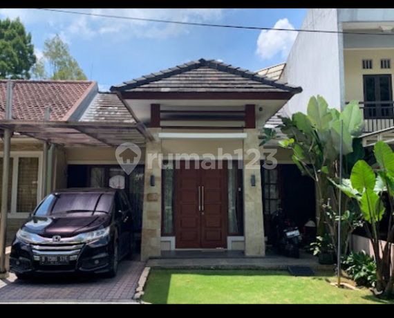 Rumah Cantik Siap Huni di Sentul City Rumah Cantik Siap Huni di Sentul City
