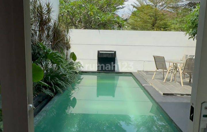 Dijual Rumah Mewah Full Furnish Ada Pool Forest Mansion