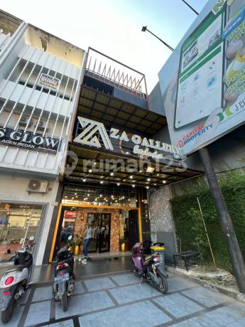 Ruko Strategis di Kawasan Elit dan Berada di Pinggir Jalan Besar Karya Wisata