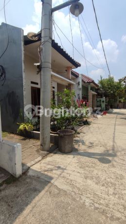 RUMAH CLUSTER DI AGINA RESIDENCE  PADURENAN KOTA BEKASI