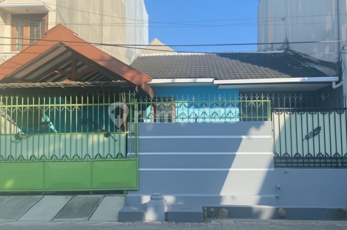 Ready-to-Occupy House, Negotiable Until Deal in Griya Shanta, Malang City