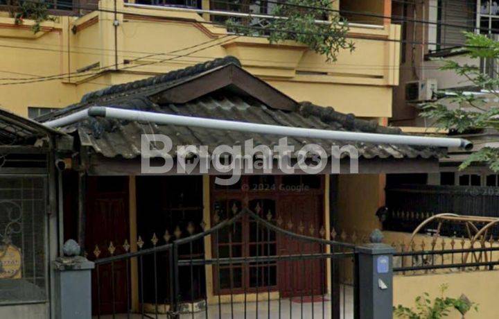 Rumah Tinggal Nyaman Dengan Lebar 8 Meter  - Komplek Taman Impian Indah