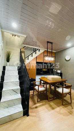 Di Jual Rumah 2 Lantai SHM Baru Renovasi Cijantung Jakarta Timur