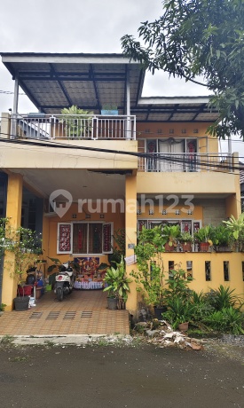 Ready-to-Occupy House in Permata Depok Regency Ready-to-Occupy House in Permata Depok Regency