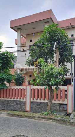 Jual Rumah Cantik Semi Furnished Siap Huni Di Taman Laguna Cibubur