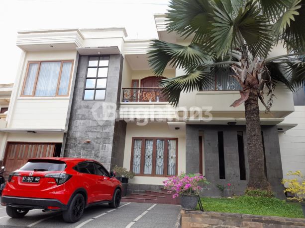 Rumah mewah termurah fully furnished di kawasan elit perumahan villa tamara