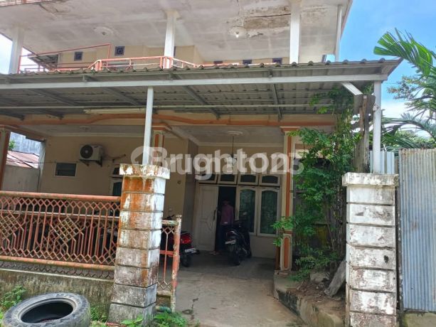 DIJUAL BANGUNAN RUMAH DAN TANAH KOSONG MURAH DI JALAN PRAMUKA UNMUL KOTA SAMARINDA
