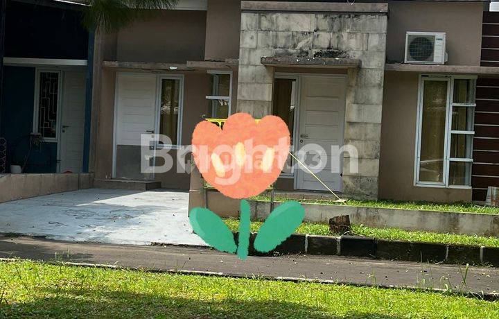 RUMAH HALAMAN LUAS DEKAT STASIUN DI CILEBUT RESIDENCE 2 BOGOR