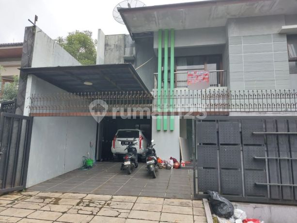 Rumah Mewah Modern Furnish Hook di Komplek Elit Setraduta Bandung Rumah Mewah Modern Furnish Hook di Komplek Elit Setraduta Bandung
