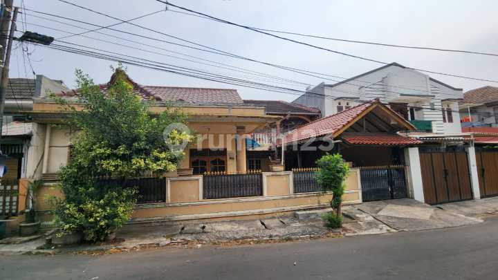 Rumah Bagus Di Komplek Peruri Sudimara Ciledug Dekat Halte Purbet Rumah Bagus Di Komplek Peruri Sudimara Ciledug Dekat Halte Purbet
