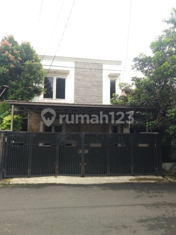 Nice House in Pesanggrahan Permai Near Petukangan Toll South Jakarta