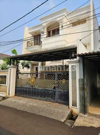 Rumah Mewah di Komplek Sekneg Cidodol Kebayoran Lama Jakarta Selatan Rumah Mewah di Komplek Sekneg Cidodol Kebayoran Lama Jakarta Selatan