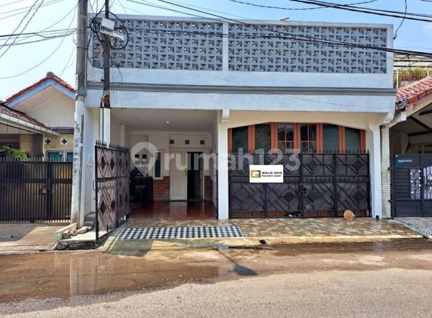 Rumah Bagus Di Mahkota Simprug Ciledug Dekat Busway Puri Beta