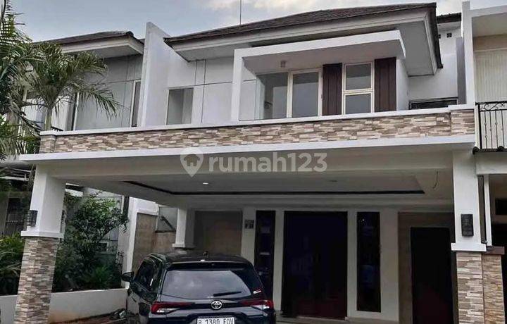 Rumah Bagus Di Urbana Place Dekat Bxc Stasiun Jurangmangu