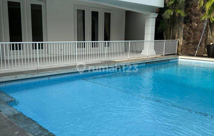 Disewa Rumah Mewah Cipete Town House Full Furnish  Di Jakarta Selatan