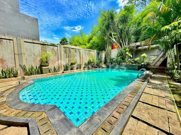 Rumah Furnish SHM Private Pool Taman Luas Depan Belakang 10 Menit Exit Tol Sentul City, Bogor Rumah Furnish SHM Private Pool Taman Luas Depan Belakang 10 Menit Exit Tol Sentul City, Bogor