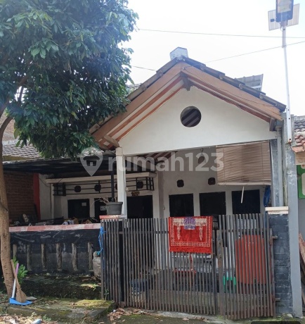 Rumah Bagus 2 Lantai di Komplek Manglayang Regency KPR