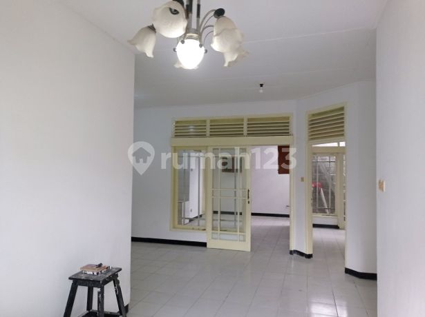 Rumah Bagus SHM di Jl.margawangi Margacinta Dekat Borma