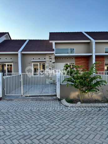 Citra mandiri regency